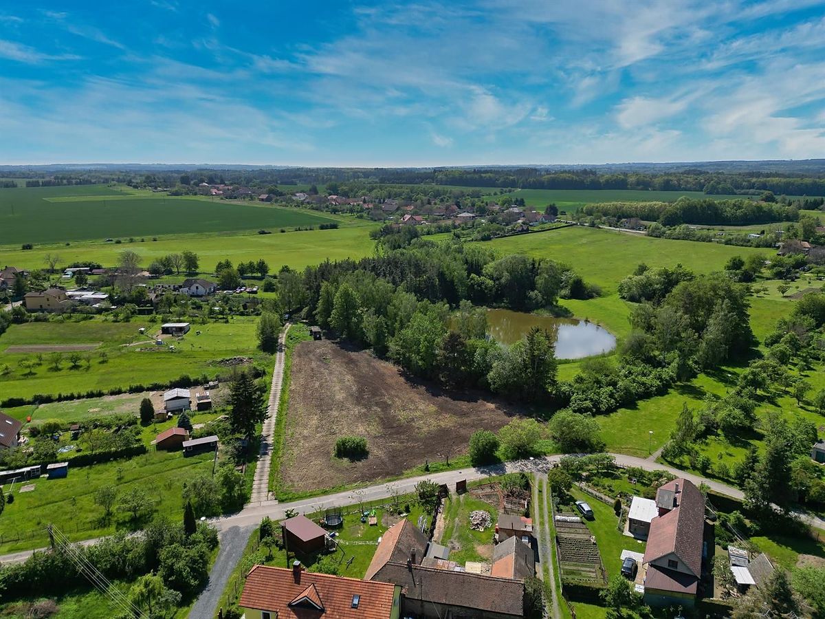 Prodej stavebního pozemku 1125 m² – fotografie 2
