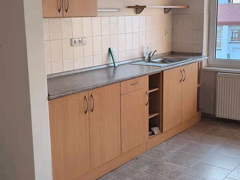 Pronájem kanceláře 103 m², Sobotka – náhled fotky 3