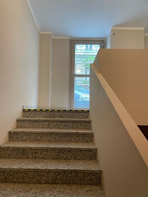 Prodej obchodního prostoru 157 m² – fotografie 3
