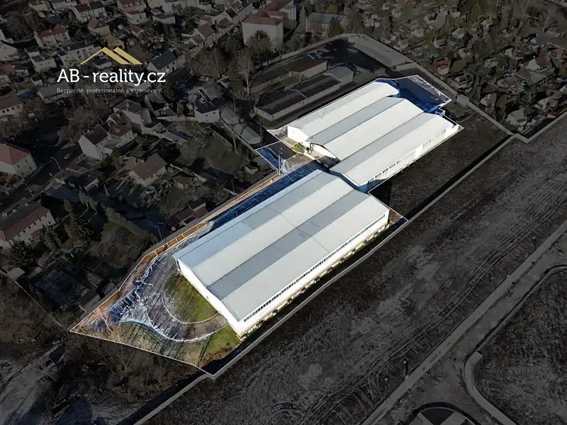 Prodej skladového prostoru 5600 m², Novosedlice – náhled fotky 1