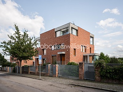 Pronájem bytu 4+kk 167 m²