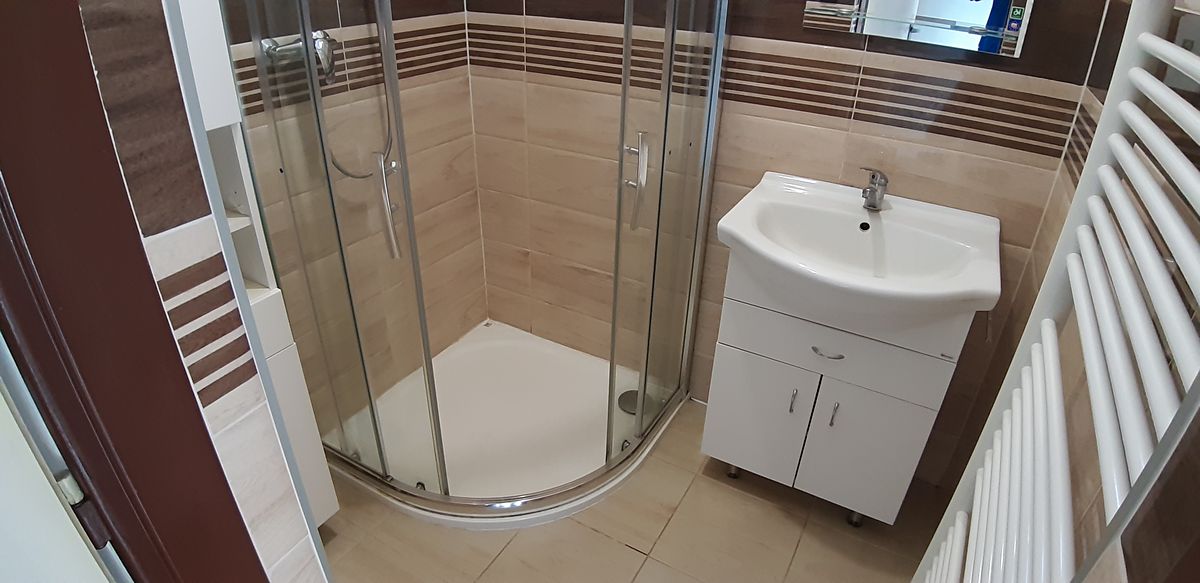 Prodej vily 170 m², pozemek 222 m² – fotografie 2