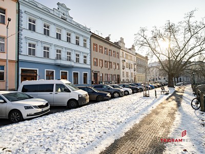 Pronájem bytu 2+kk 80 m² (Podkrovní)