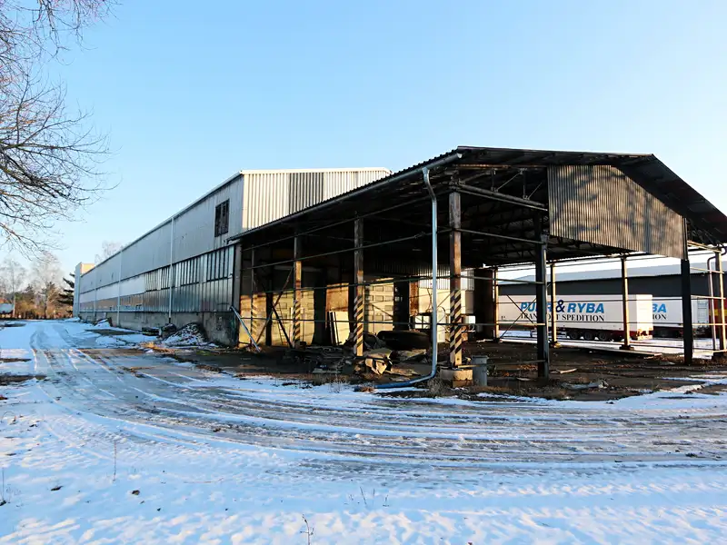 Pronájem skladového prostoru 17383 m², Lázně Bělohrad – náhled fotky 3