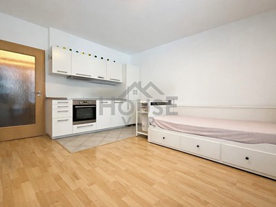 Prodej bytu 1+kk 34 m² (Jednopodlažní)