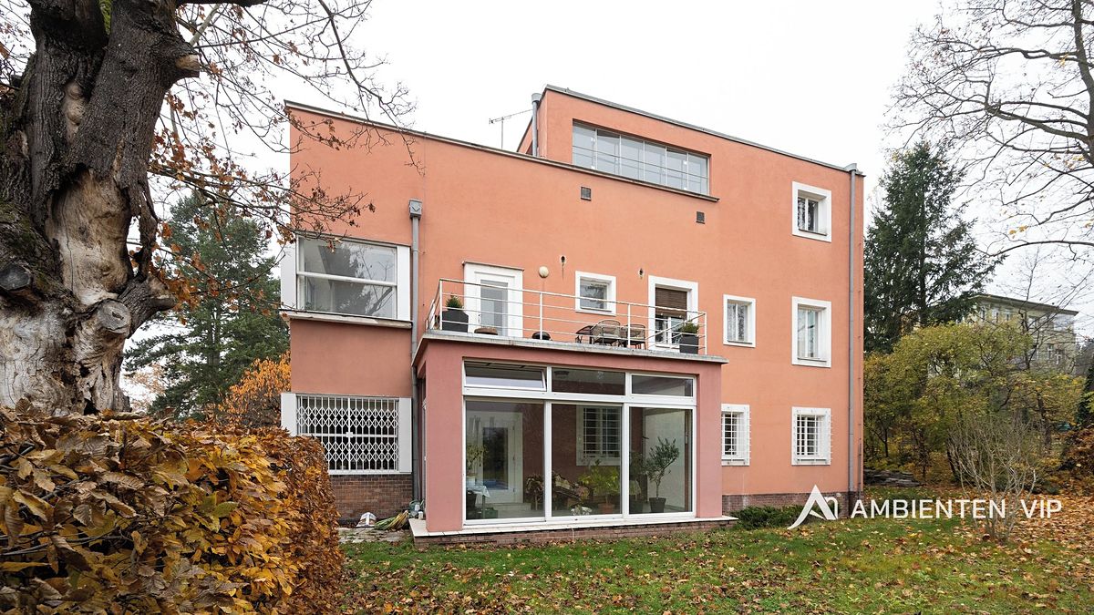 Prodej bytu 6 pokojů a více 171 m²