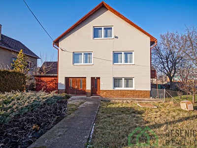 Prodej  rodinného domu 269 m², pozemek 702 m²