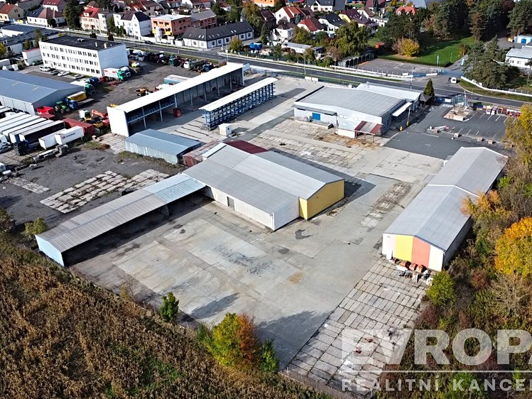 Pronájem komerčního prostoru, 8 400 m² (3 z 16)