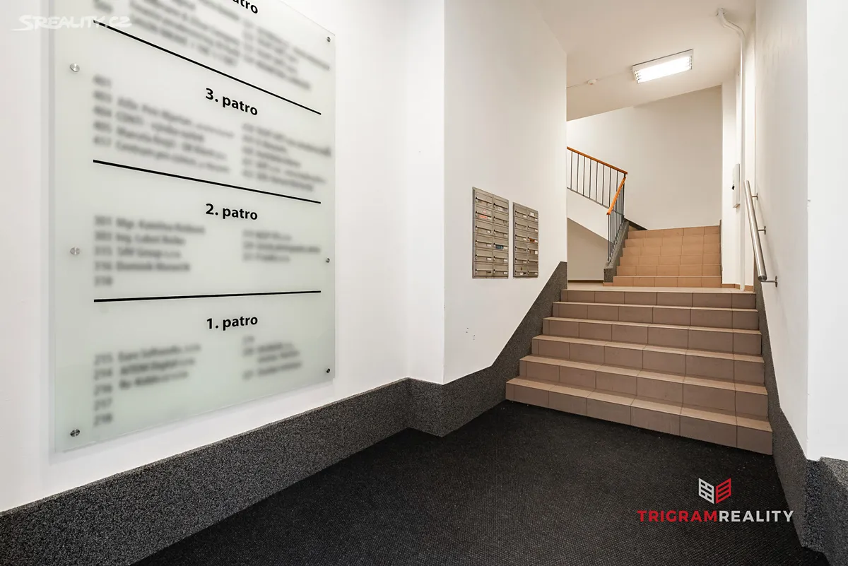 Pronájem kanceláře 31 m² – pohled 3