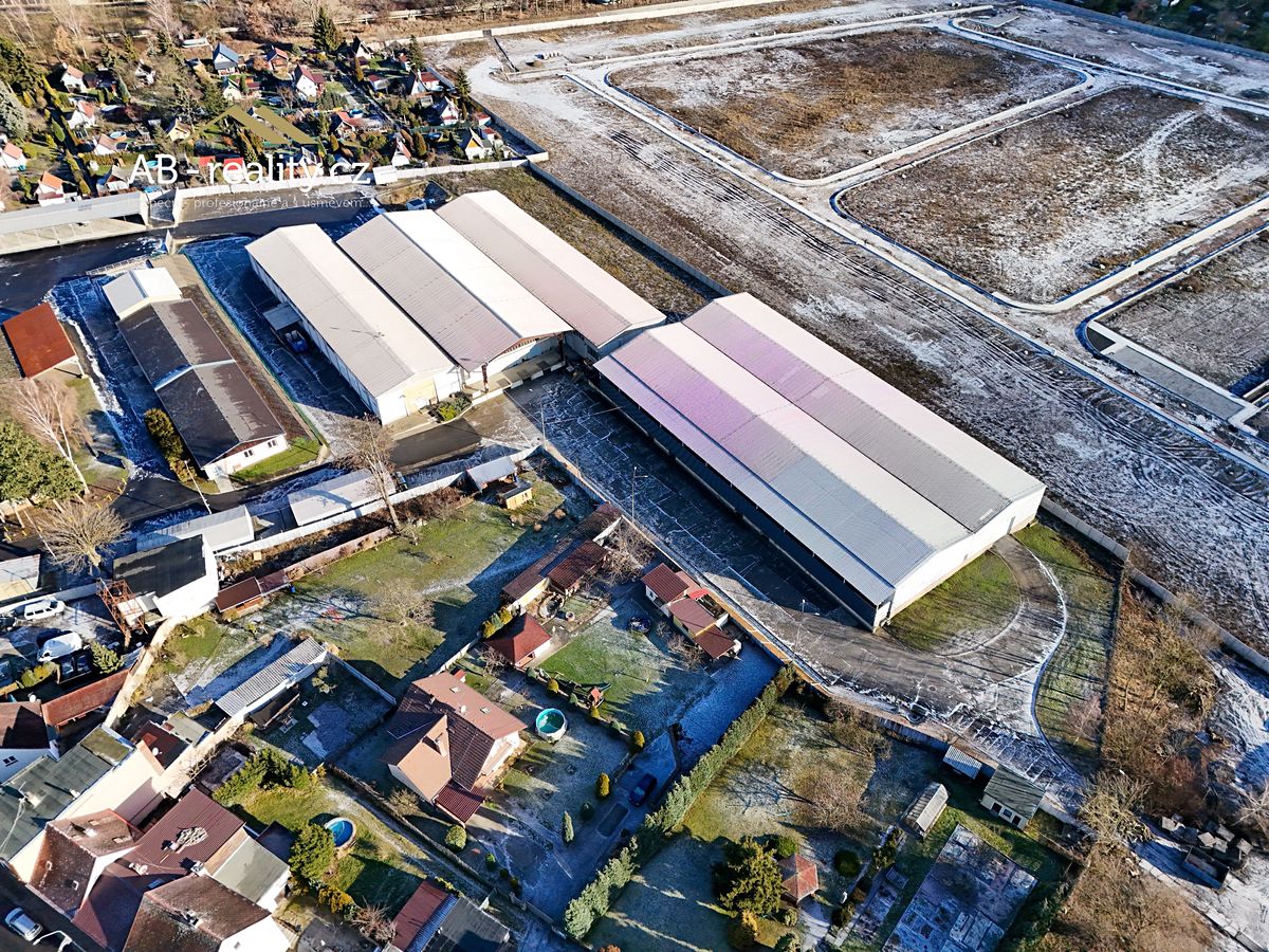 Prodej skladového prostoru 5600 m² – fotografie 2