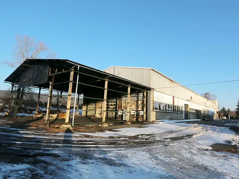 Pronájem skladového prostoru 17383 m², Lázně Bělohrad – náhled fotky 2