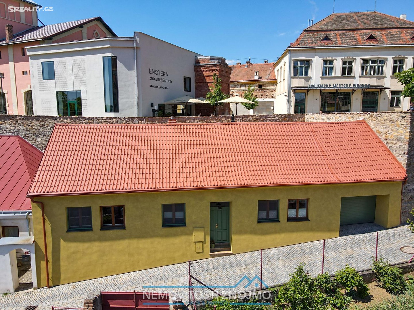 Prodej  rodinného domu 184 m², pozemek 184 m², Znojmo
