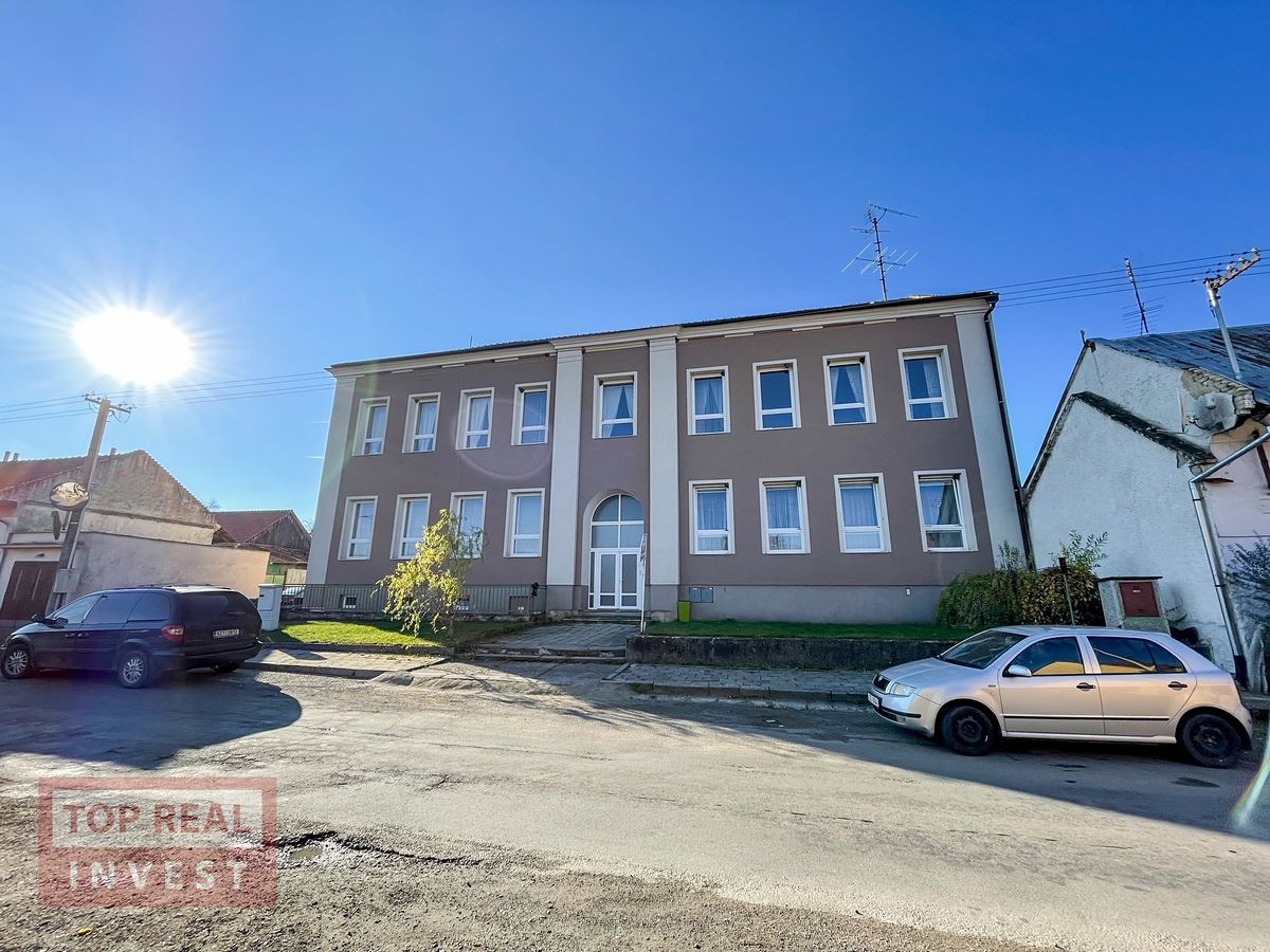 Prodej obchodního prostoru 532 m² – fotografie 2