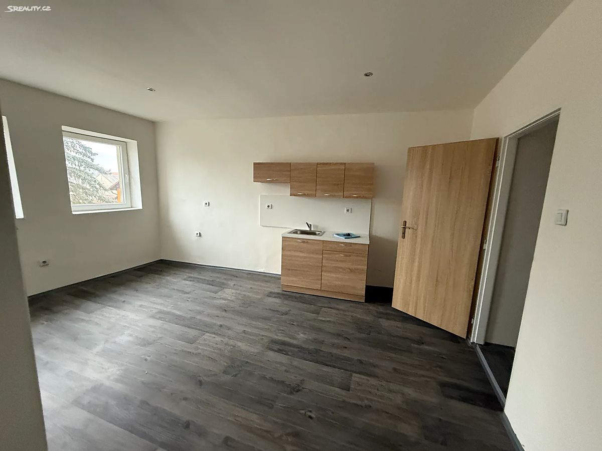 Pronájem bytu 2+1 49 m²