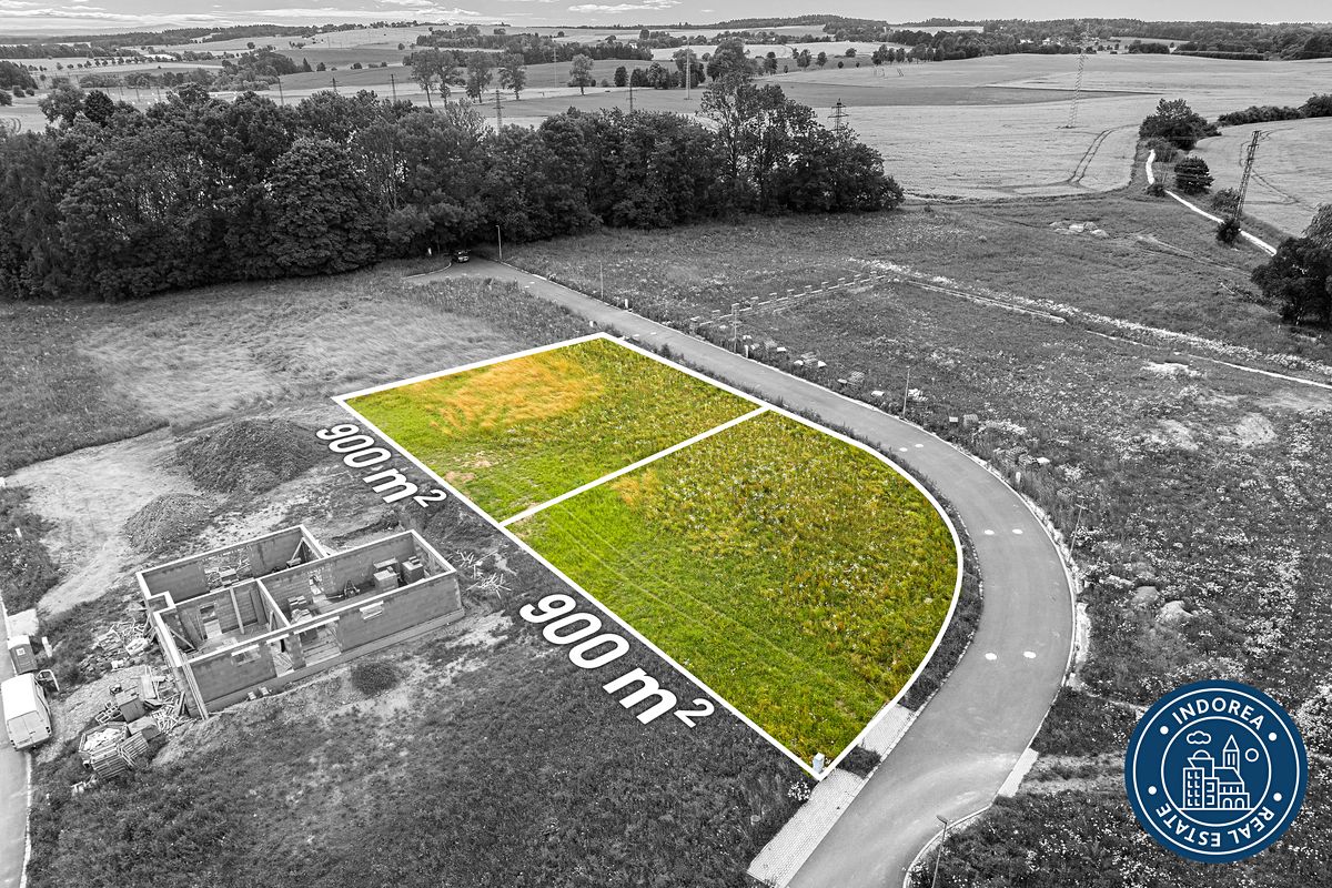 Prodej stavebního pozemku 900 m² – fotografie 2
