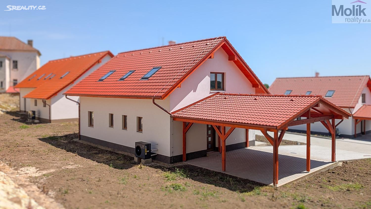 Prodej  rodinného domu 336 m², pozemek 824 m², Peruc