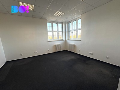Комерційне приміщення в оренду, 130 м² (2 з 10)
