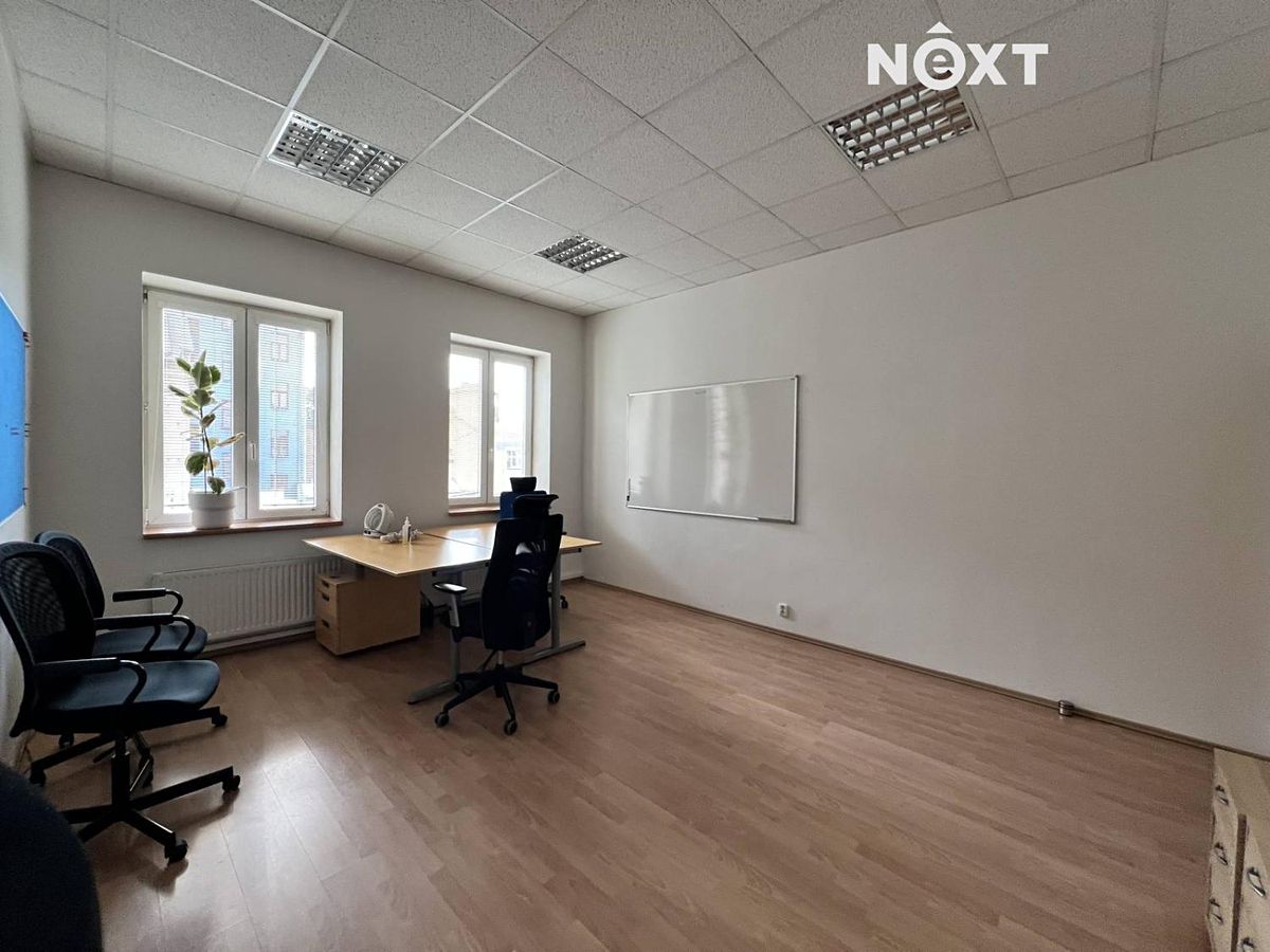 Pronájem kanceláře 39 m² – fotografie 4