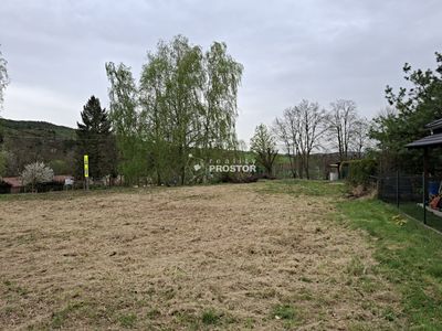 Prodej stavebního pozemku 900 m²
