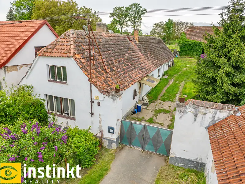 Prodej rodinného domu 192 m², pozemek 3008 m², Předotice – náhled fotky 1