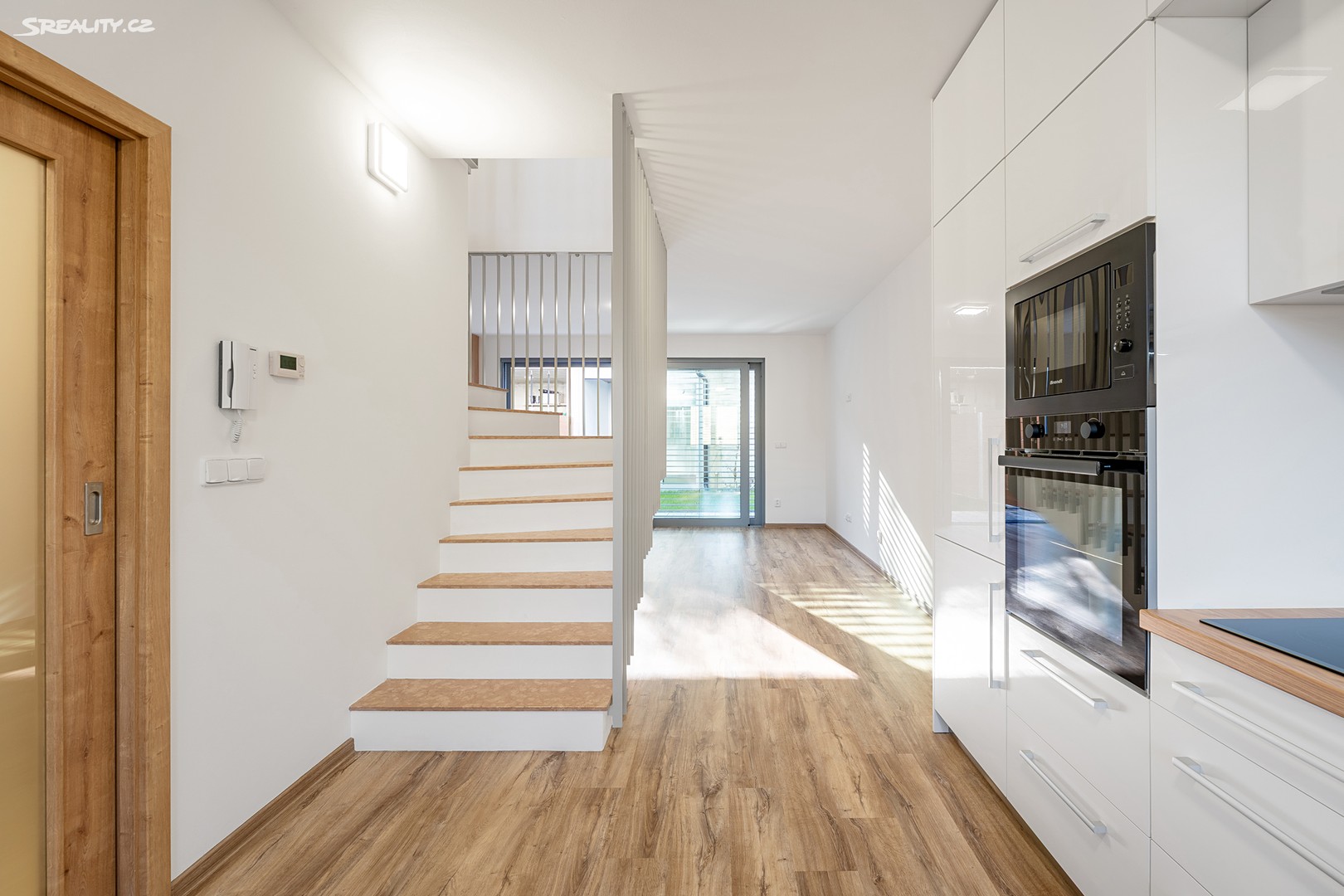 Prodej  rodinného domu 96 m², pozemek 121 m² – pohled 3