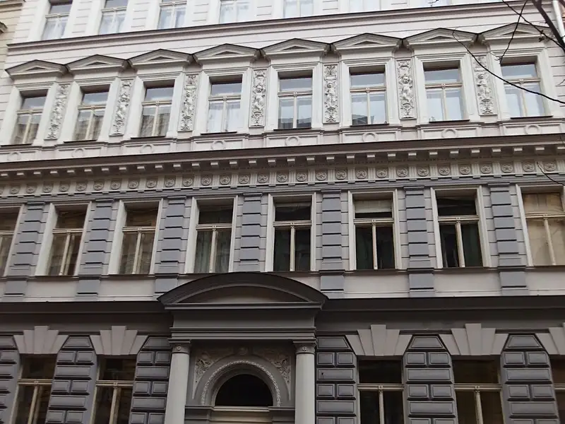 Prodej obchodního prostoru 157 m², Praha – náhled fotky 1