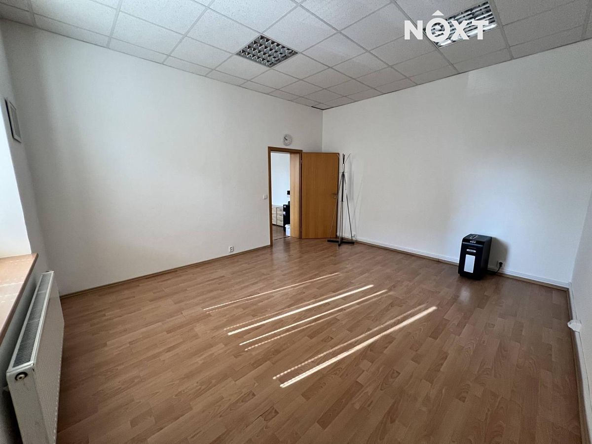 Pronájem kanceláře 39 m² – fotografie 2