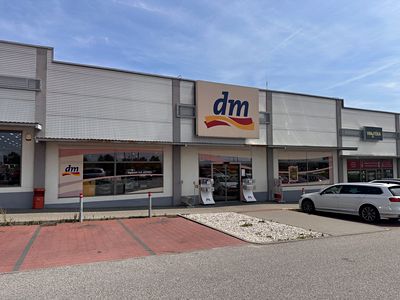 Pronájem obchodního prostoru 420 m²