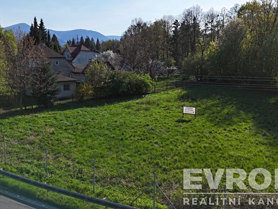 Prodej  stavebního pozemku 1 500 m²