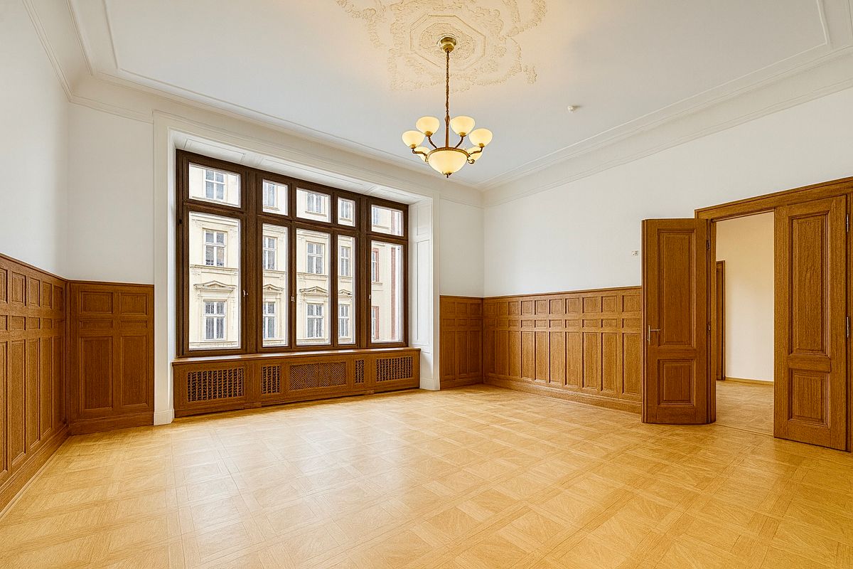Pronájem kanceláře 538 m² – fotografie 3