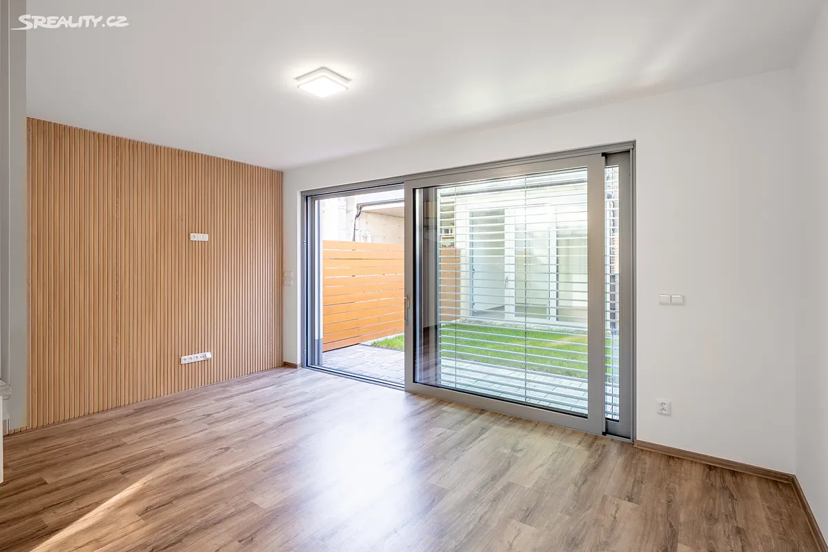 Prodej rodinného domu 96 m², pozemek 121 m² – pohled 4