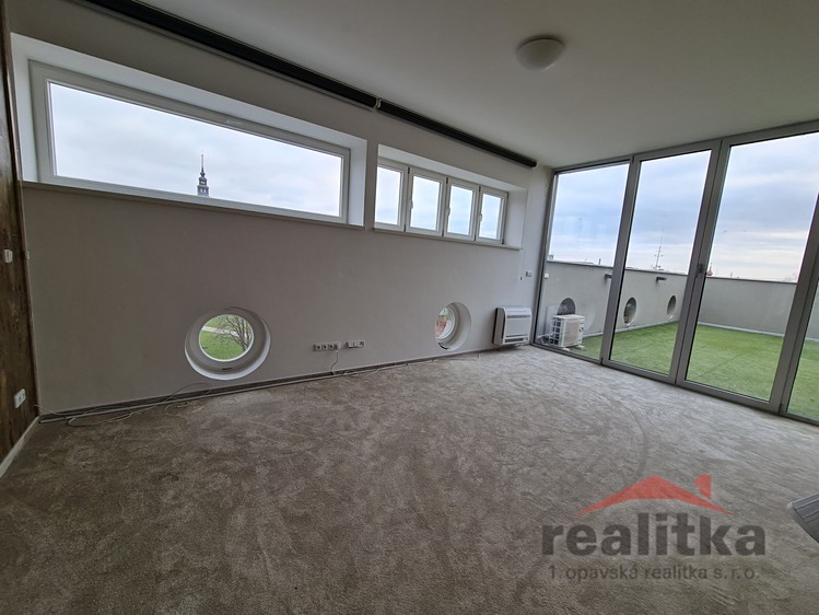 Квартира 3+kk на продаж, 137 м² (5 з 17)