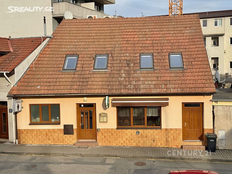 Prodej restaurace 170 m² – pohled 2