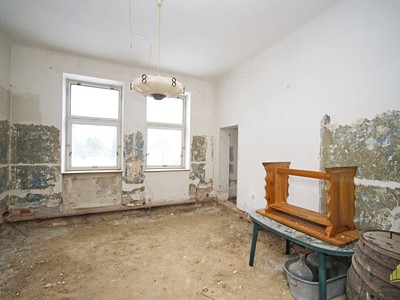 Prodej  rodinného domu 340 m², pozemek 932 m² — photo 2