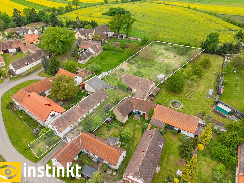 Prodej rodinného domu 192 m², pozemek 3008 m², Předotice – náhled fotky 2