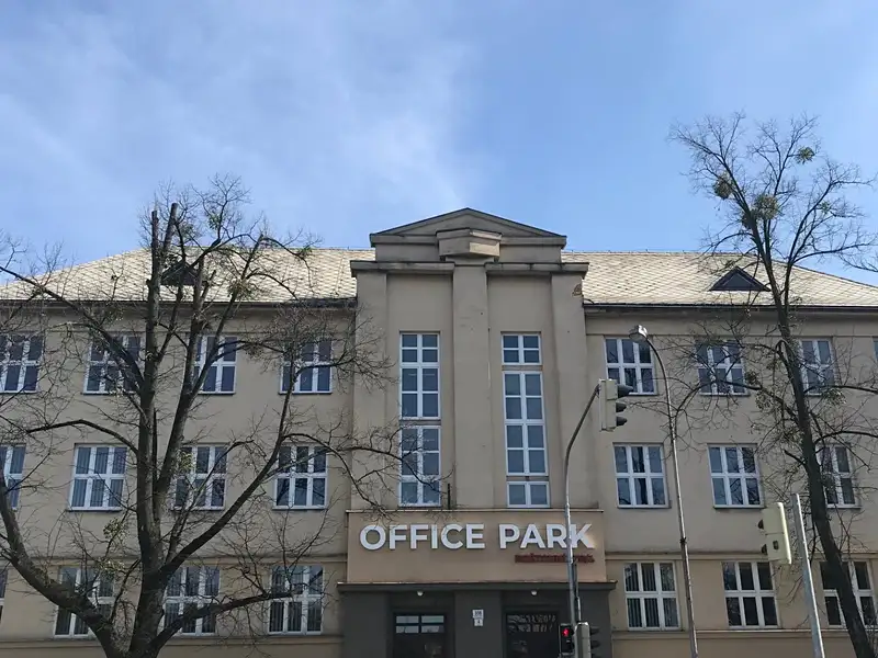 Pronájem kanceláře 80 m², Karviná – náhled fotky 1