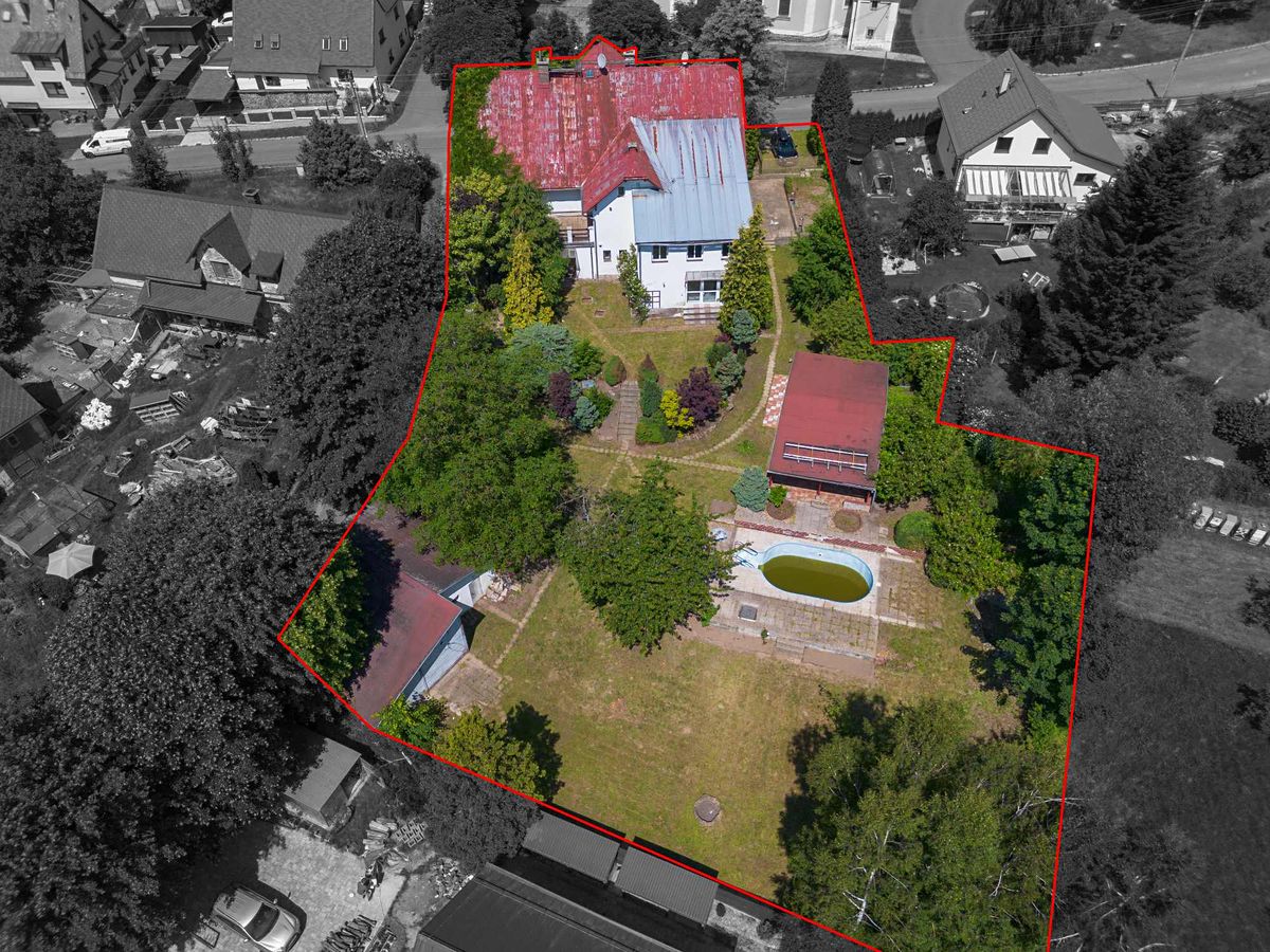 Prodej rodinného domu 1064 m², pozemek 2210 m² – fotografie 5