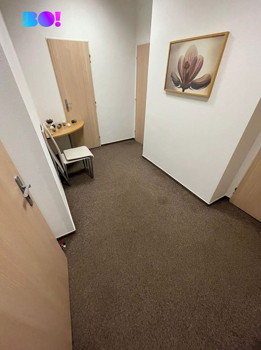 Pronájem kanceláře 40 m² – fotografie 5