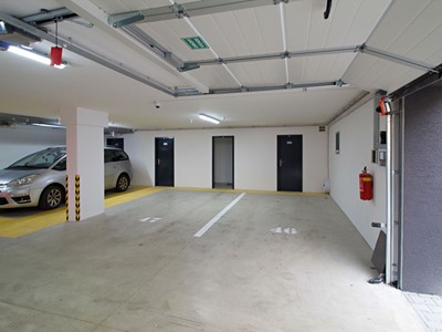 Pronájem garáže 15 m² — photo 3