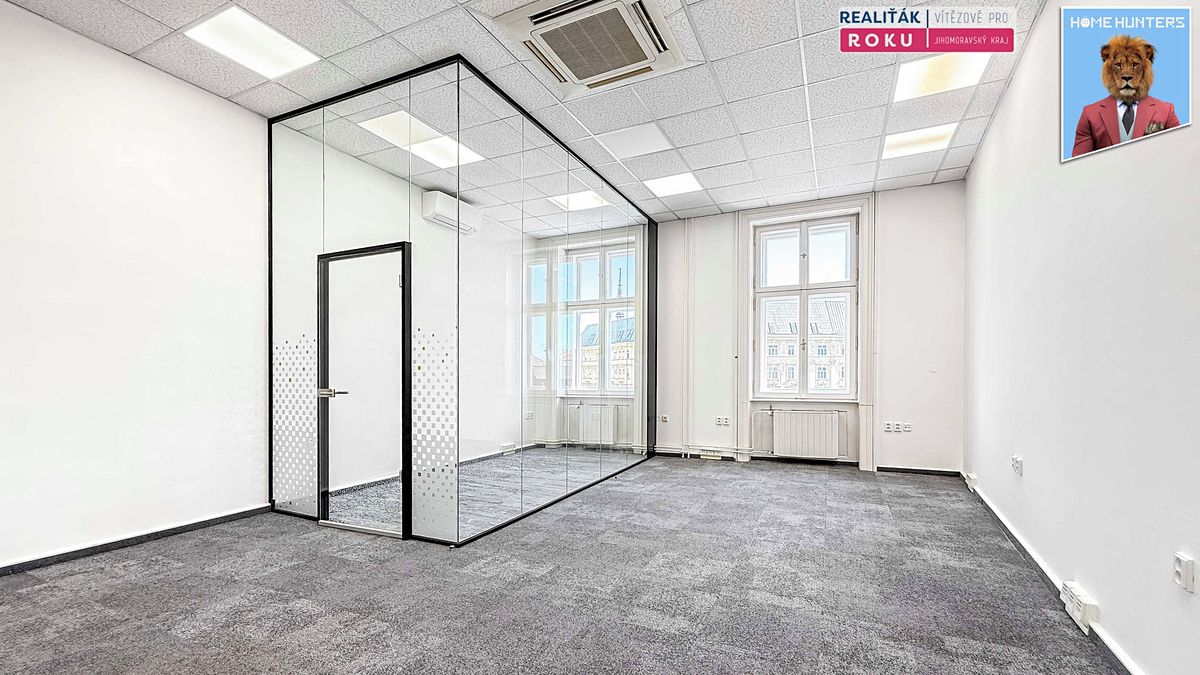 Pronájem kanceláře 257 m²