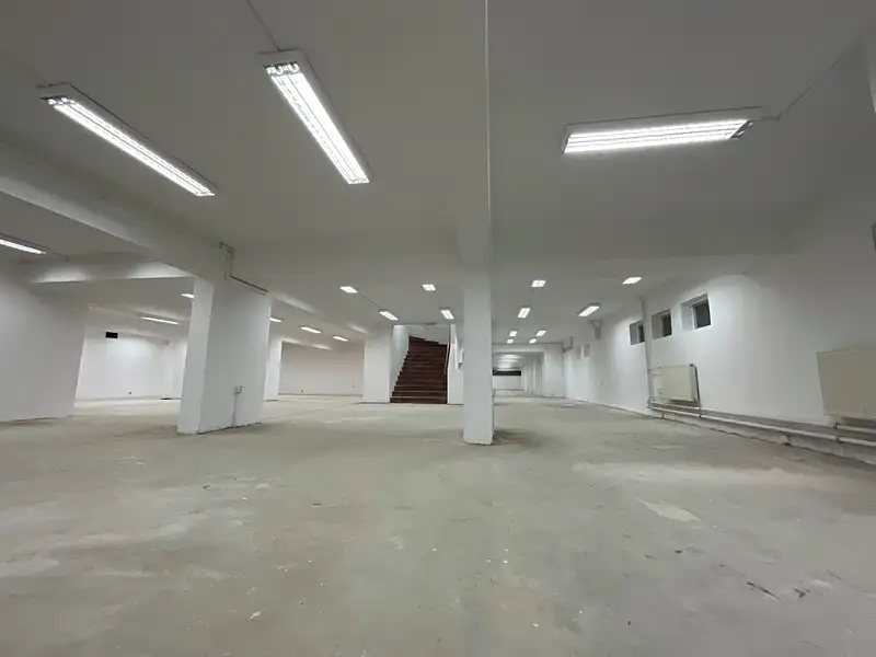 Pronájem obchodního prostoru 435 m², Jeseník – náhled fotky 2