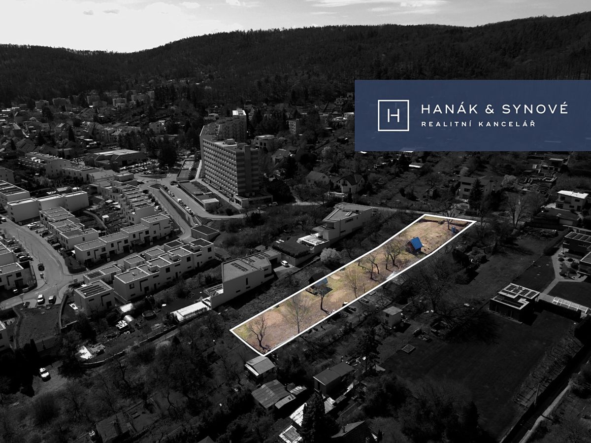 Prodej stavebního pozemku 1900 m² – fotografie 2