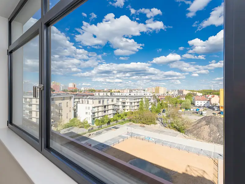 Prodej bytu 1+kk 44 m², Praha – náhled fotky 1