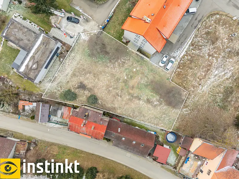 Prodej stavebního pozemku 956 m², Radomyšl – náhled fotky 1