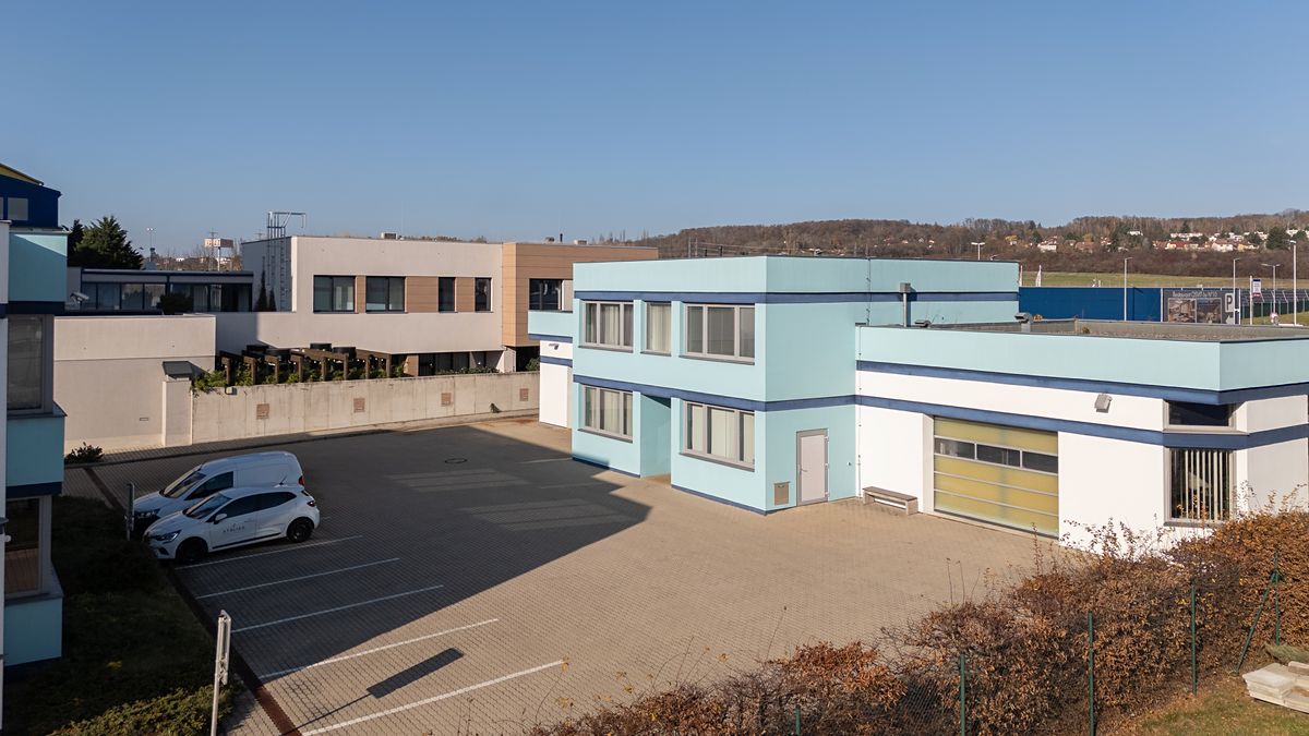 Prodej kanceláře 1390 m² – fotografie 2