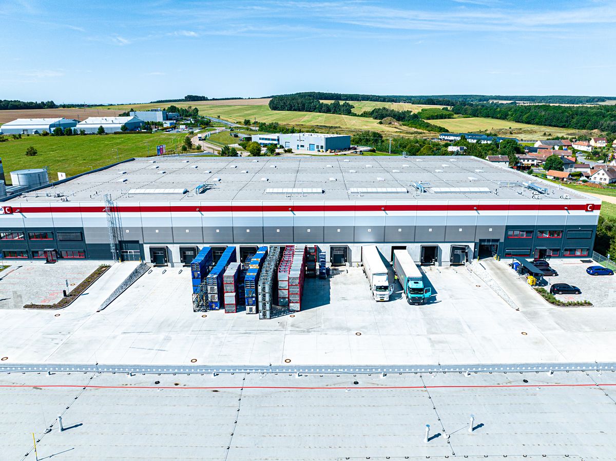 Pronájem skladového prostoru 3000 m² – fotografie 3