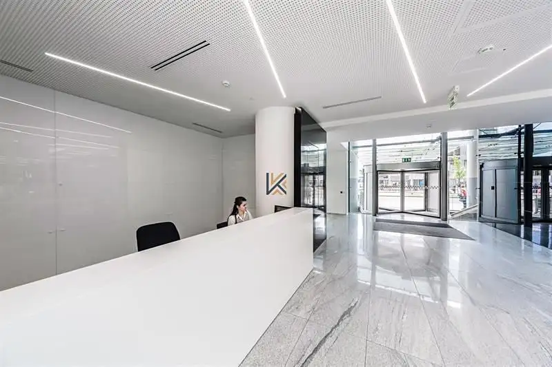 Pronájem kanceláře 733 m², Praha – náhled fotky 3