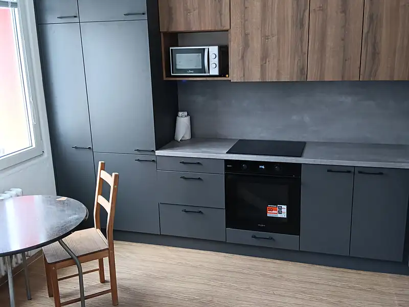 Prodej bytu 3+1 77 m², Rokycany – náhled fotky 1