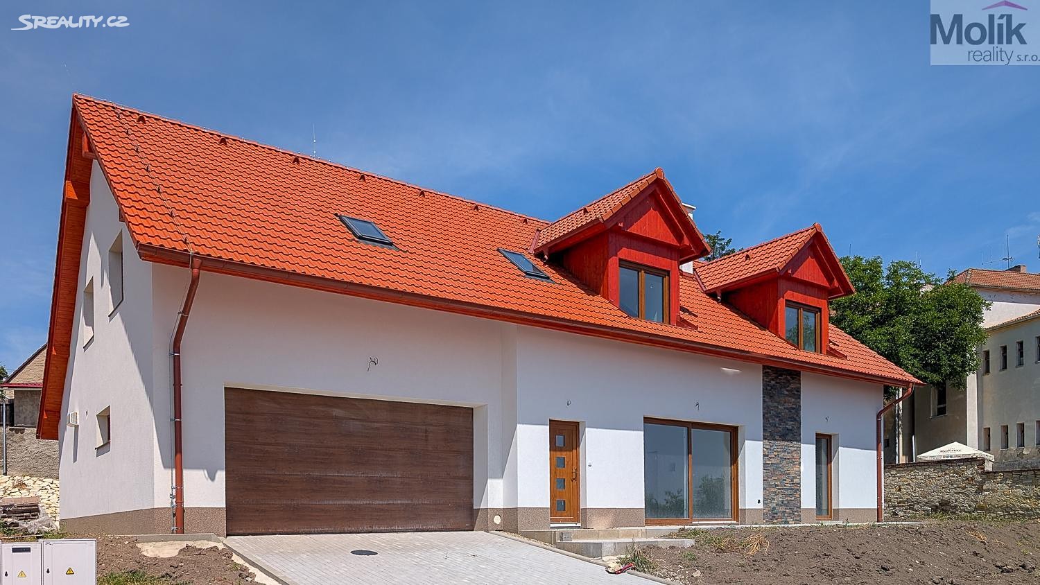 Prodej  rodinného domu 344 m², pozemek 1 008 m², Peruc