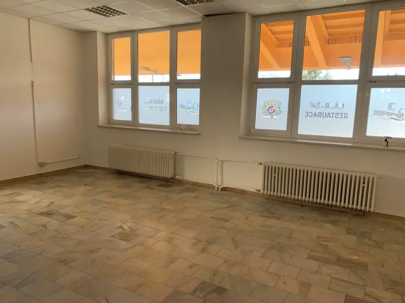 Pronájem restaurace 362 m², Veselí nad Moravou – náhled fotky 3